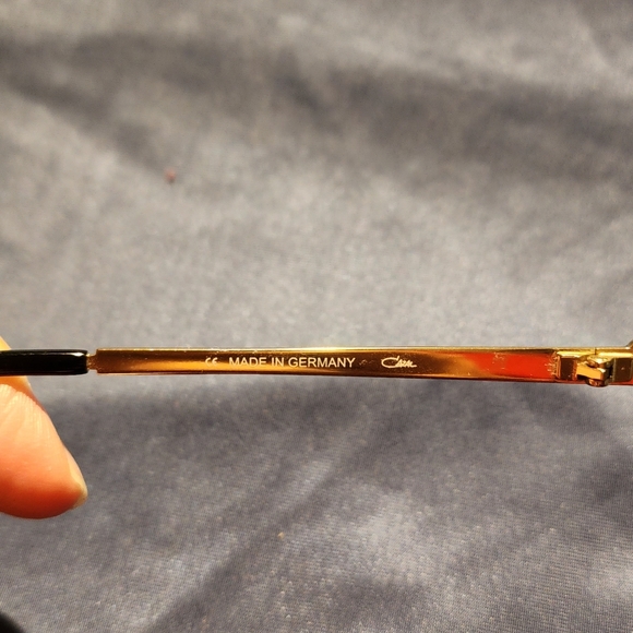 Cazal Sunglasses 9058 - Picture 6 of 8